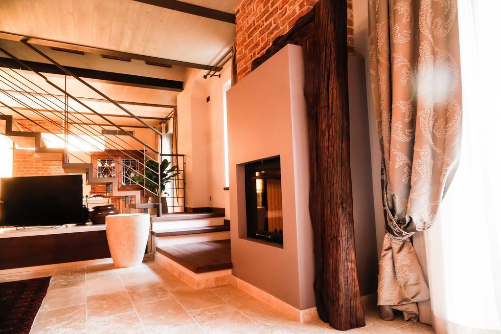 Bed and Breakfast Cascina Cortine Guarene Exterior foto