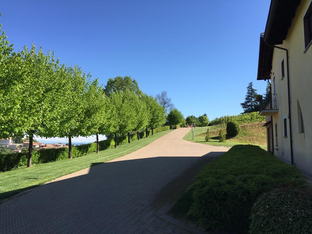 Bed and Breakfast Cascina Cortine Guarene Exterior foto